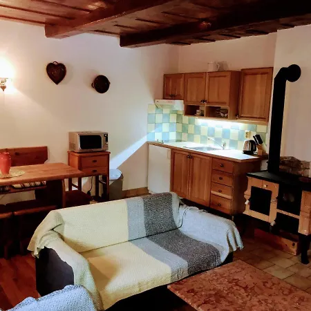 Orman Evi Domecek